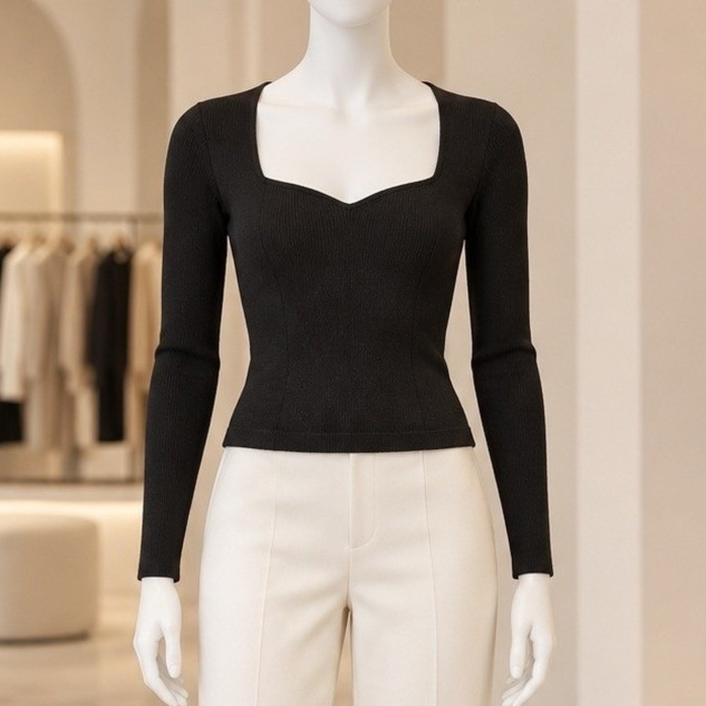 Aritzia Wilfred Womens Top Black Ribbed Sweetheart Neckline Long Sleeve Size M